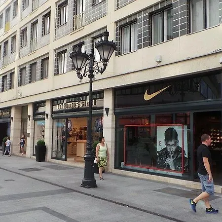 Fashion Street Luxury Apartment Budapest